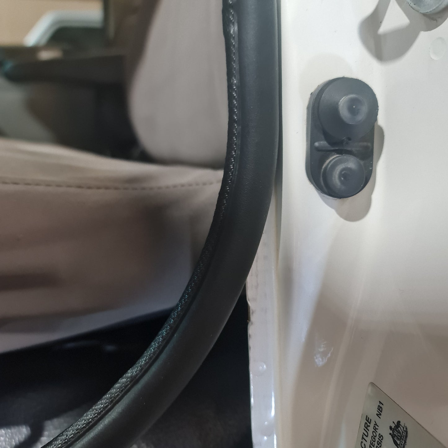 Door Seal Kit - Suitable for use with 70 series Land Cruiser