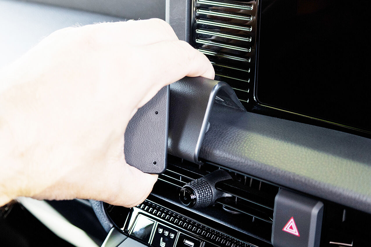 ClicOn Dash Mount - Suit 250 Series Prado 24-ON - Angled Mount (656117)