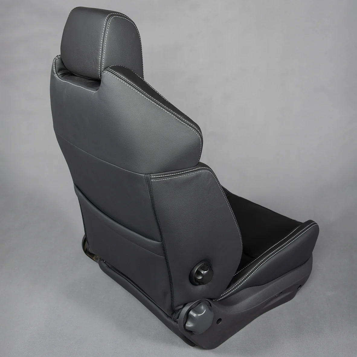 Huracan Fabrication Premium Touring Seats - 100/105 Series