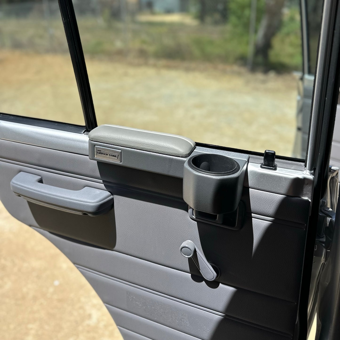 'STUBBY' Magnetic Armrest and Cupholder Pair - Suitable for 70 Series Land Cruiser (Rear Doors)