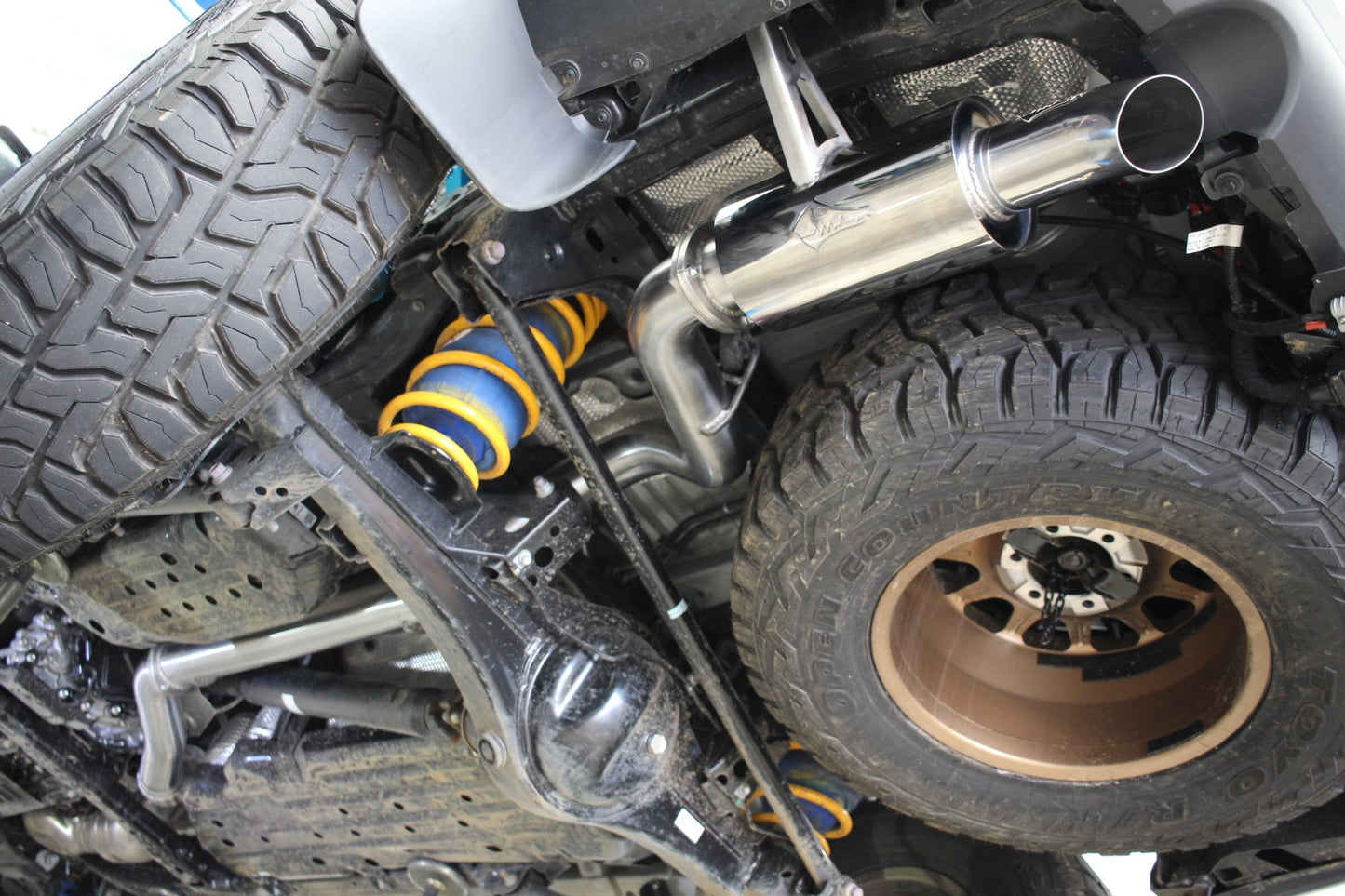 Beaudesert Exhaust - Suitable for TOYOTA LANDCRUISER 2022-Current 300 Series 3.3L V6 Diesel Exhaust With DPF