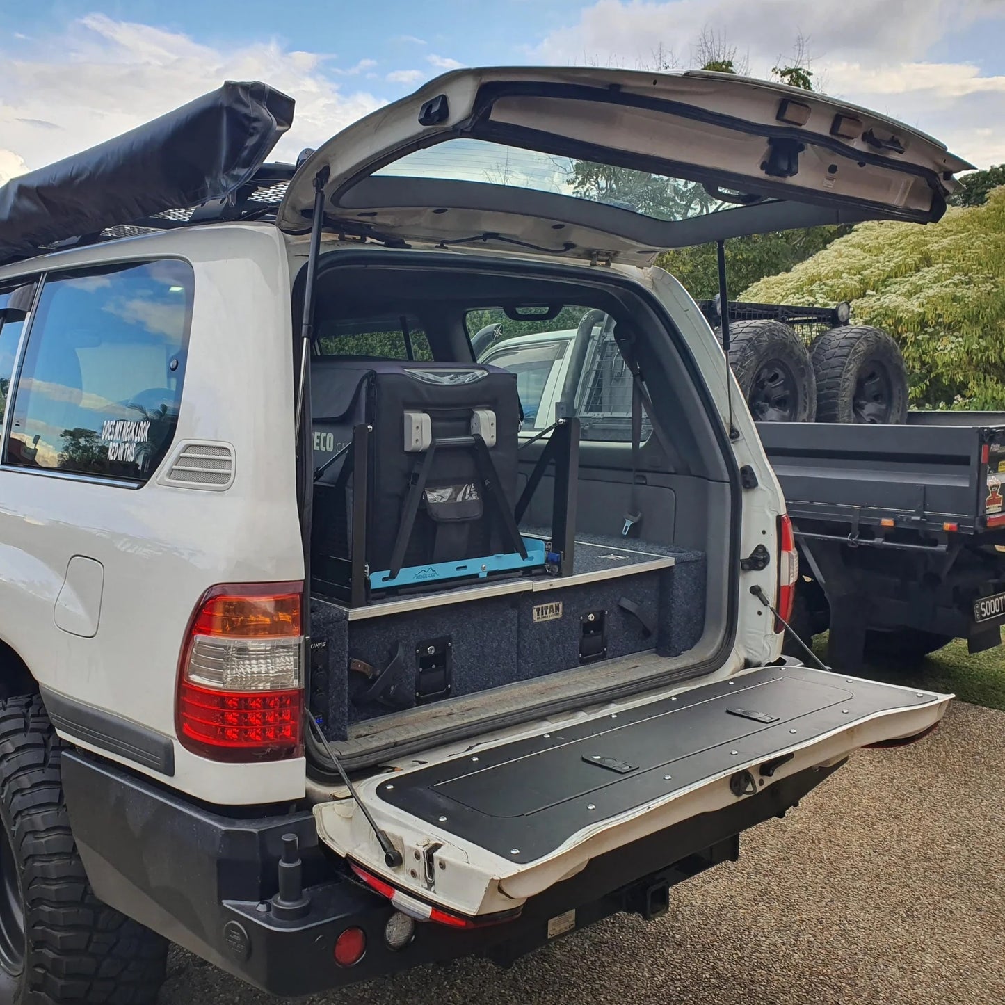 Tailgate Storage Mod - Suitable for use with 100/105 Series LandCruiser