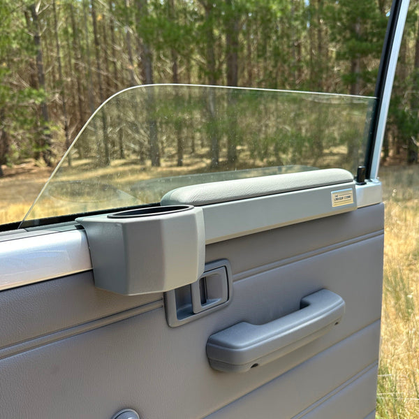 Aftermarket Accessories Magnetic Armrest