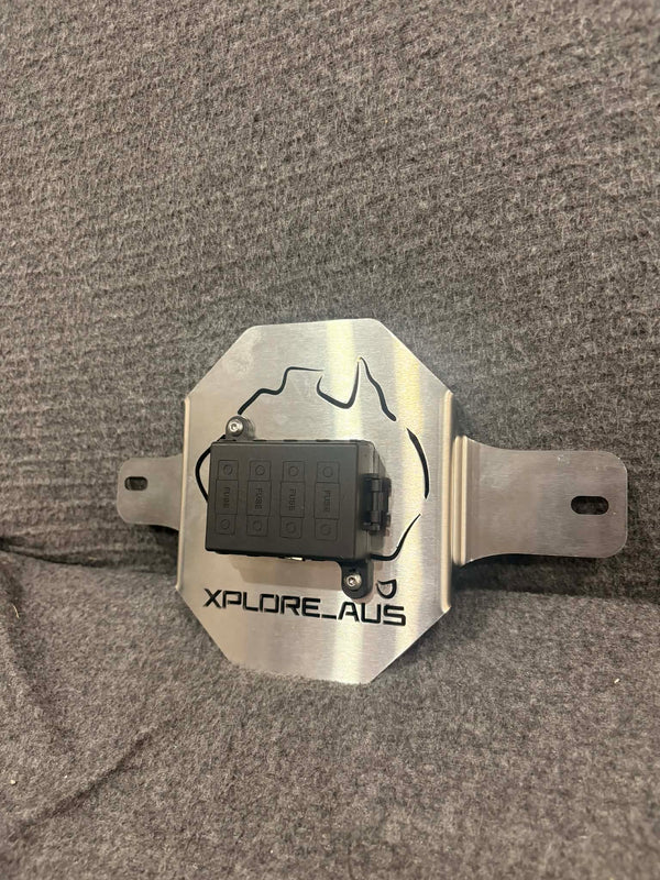 Battery Replacement Tie Down Clamp with 4 Midi Fuse Holder - Suitable for 70 Series LandCruiser 2024+