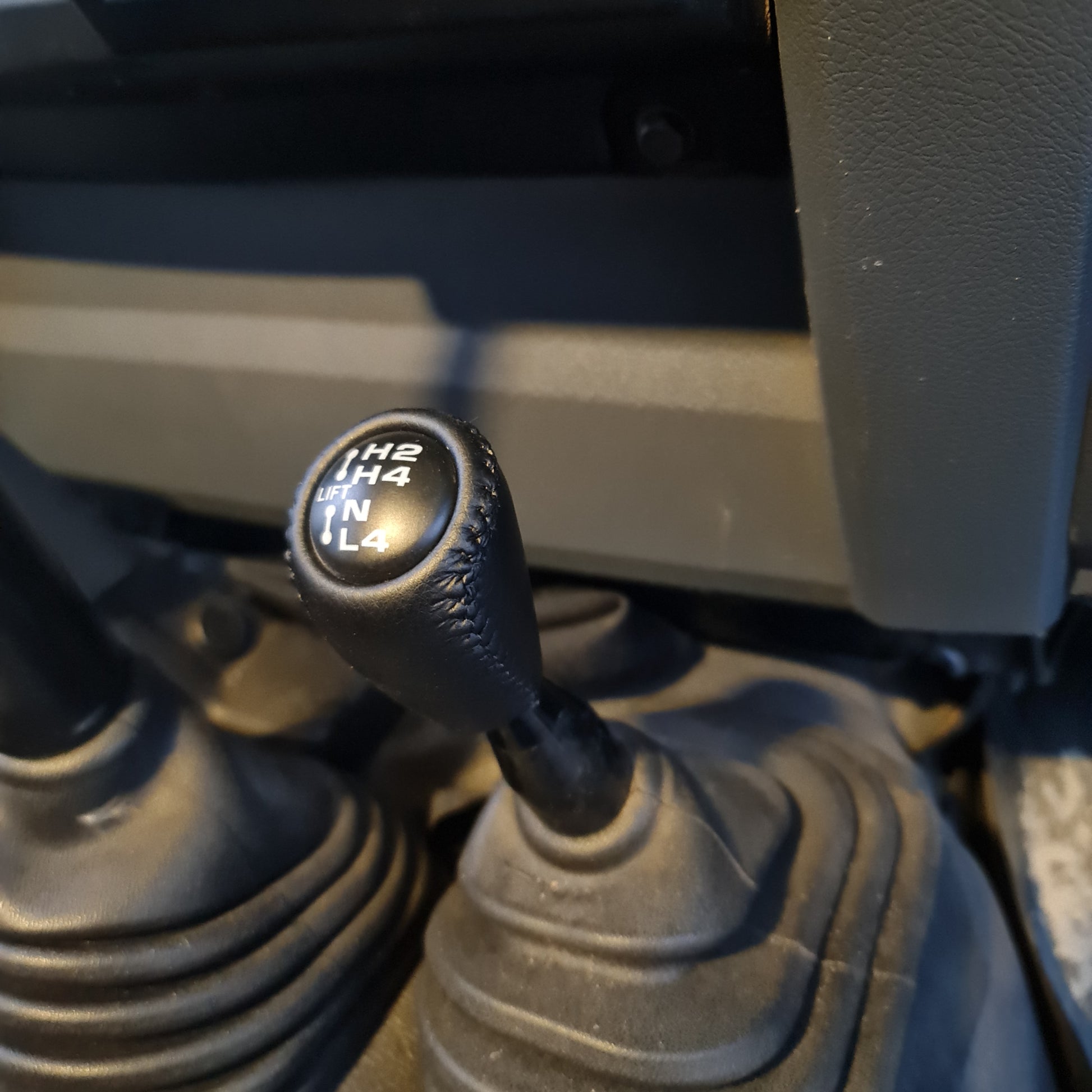 cruiser gear Leather Gear Knobs