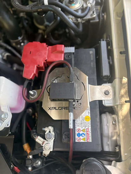 Battery Replacement Tie Down Clamp with 4 Midi Fuse Holder - Suitable for 70 Series LandCruiser 2024+