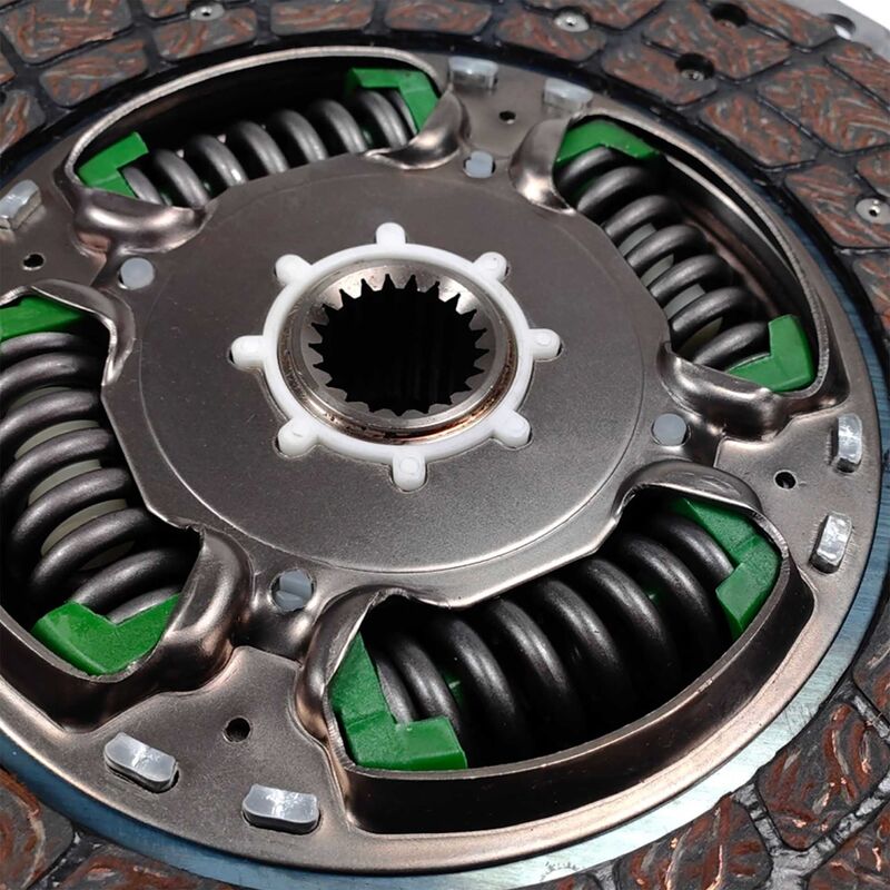 Clutch kit for Toyota Hilux GUN125 GUN126 GUN135 GUN136 and Fortuner GUN156 2.4L 2.8L diesel manual, TYC655