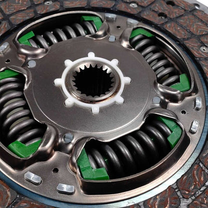 Clutch kit for Toyota Hilux GUN125 GUN126 GUN135 GUN136 and Fortuner GUN156 2.4L 2.8L diesel manual, TYC655