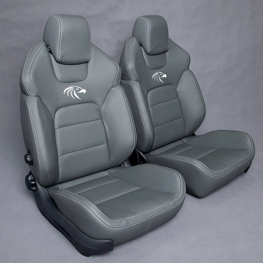 Huracan Fabrication Premium Touring Seats - N70 Hilux