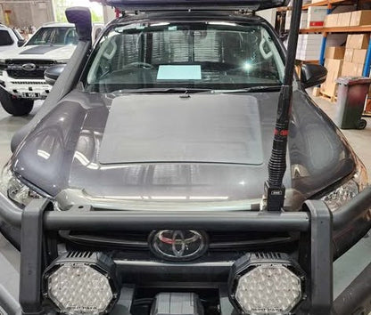 solar-panel-bonnet-hood-kit-hilux-N80-vehicle