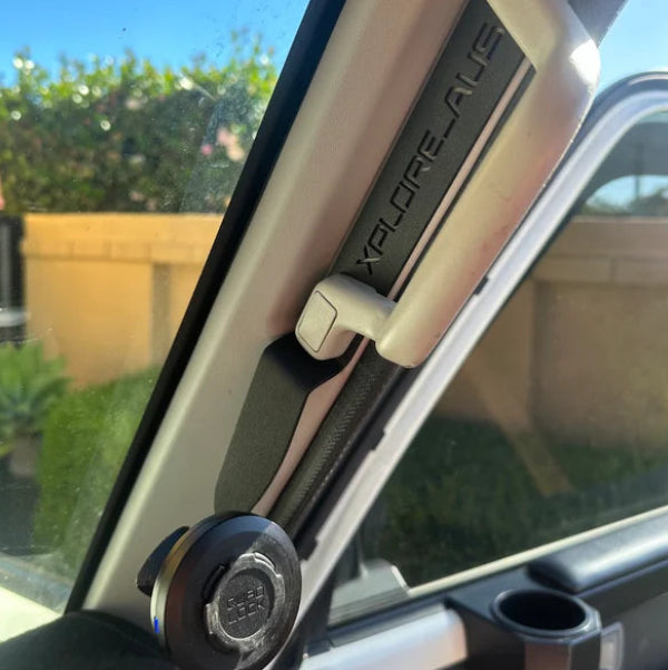 phone-mount-landcruiser-black-no-drill-stainless-steel-bracket-driver-passenger