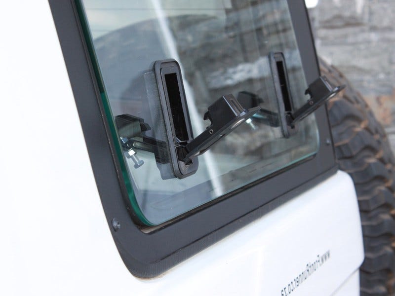 Toyota Land Cruiser 76 Gullwing Window / Left Hand Side Glass - image 5