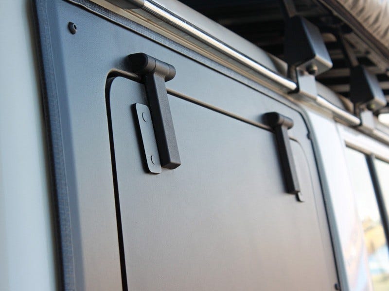 Toyota Land Cruiser 76 Gullwing Window / Right Hand Side Aluminium - image 6