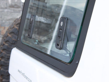 Toyota Land Cruiser 76 Gullwing Window / Right Hand Side Glass - image 5