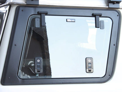Toyota Land Cruiser 76 Gullwing Window / Right Hand Side Glass - image 3