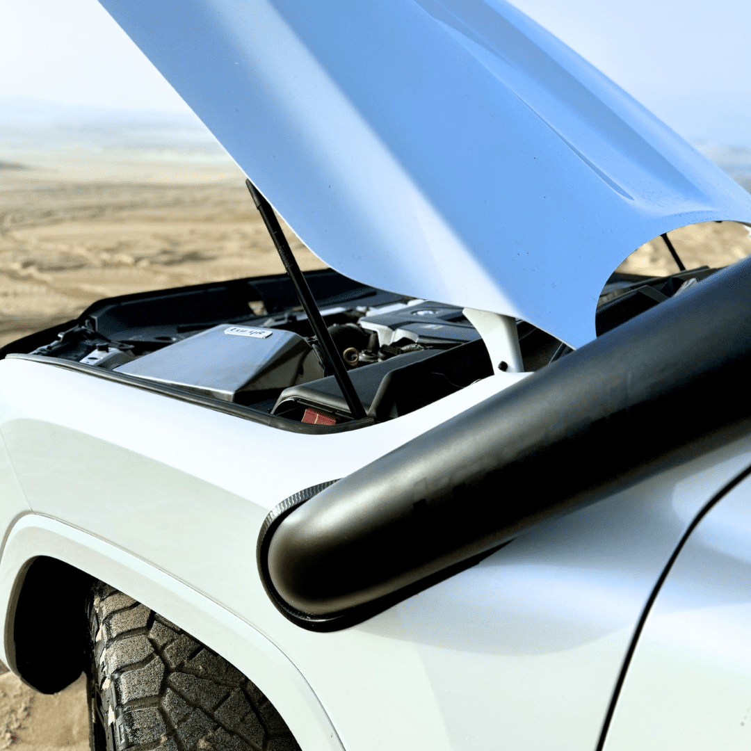 Torqit 300 Series snorkel intake and vehicle detail